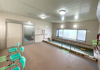 温泉をひいている大浴場